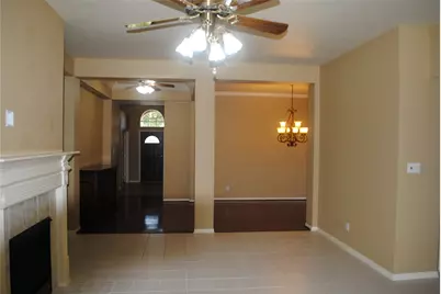 4606 Russett Lane, Sugar Land, TX 77479 - Photo 9