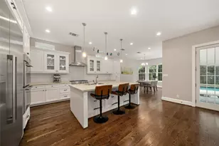 3766 Drake St, Houston, TX 77005 - Photo 9