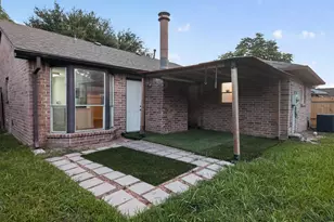 15410 Wildwood Lake Dr, Houston, TX 77083 - Photo 11