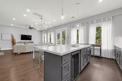 407 Yale Oaks Lane, Houston, TX 77091 - Photo 7