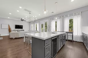 407 Yale Oaks Ln, Houston, TX 77091 - Photo 7