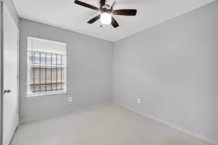 11411 Roandale Dr, Houston, TX 77048 - Photo 23
