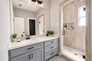8422 Lanewood Dr, Houston, TX 77016 - Photo 11