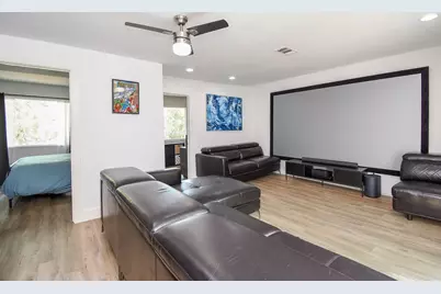 624 N Eldridge Parkway #12, Houston, TX 77079 - Photo 37