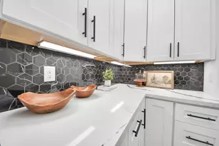 5029 Broom St, Houston, TX 77091 - Photo 5