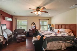 34366 Owens Rd, Hempstead, TX 77445 - Photo 13