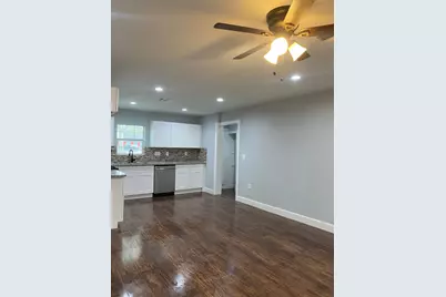 5502 Heron Drive, Houston, TX 77033 - Photo 7