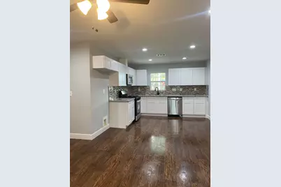 5502 Heron Drive, Houston, TX 77033 - Photo 5