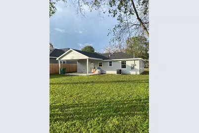 5502 Heron Drive, Houston, TX 77033 - Photo 21