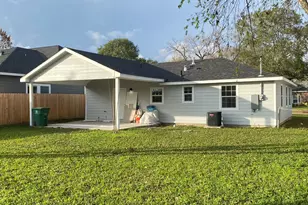 5502 Heron Dr, Houston, TX 77033 - Photo 21