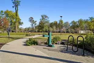 515 Rosewood Dr, Shenandoah, TX 77381 - Photo 35