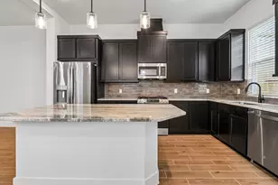 9446 Garden Gate Dr, Missouri City, TX 77459 - Photo 11