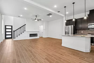 9446 Garden Gate Drive, Missouri City, TX 77459 - Photo 9