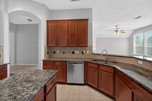 1210 Longdraw Dr, Katy, TX 77494 - Photo 11