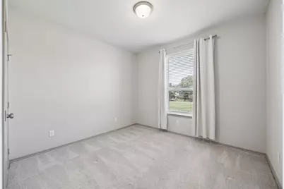 1903 Monaco Memorial Lane, Houston, TX 77043 - Photo 21