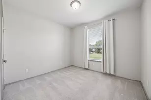1903 Monaco Memorial Ln, Houston, TX 77043 - Photo 21