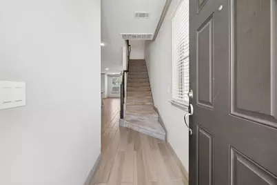1903 Monaco Memorial Lane, Houston, TX 77043 - Photo 7