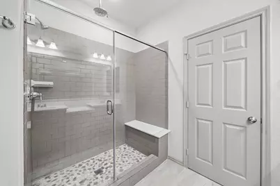 1903 Monaco Memorial Lane, Houston, TX 77043 - Photo 21