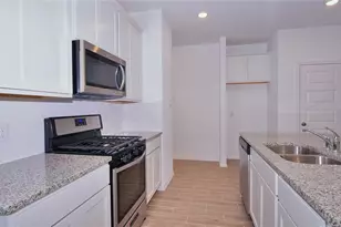 5715 Tabula Rasa Dr, Katy, TX 77493 - Photo 3