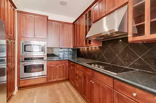 2211 Briarglen Dr, Houston, TX 77027 - Photo 3