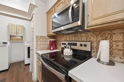 3684 Ocee Street, Houston, TX 77063 - Photo 9