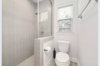 2719 Clinton Drive, Houston, TX 77020 - Photo 15