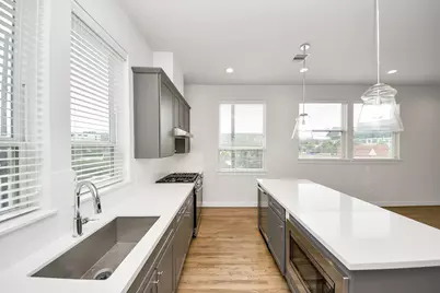 2719 Clinton Drive, Houston, TX 77020 - Photo 25