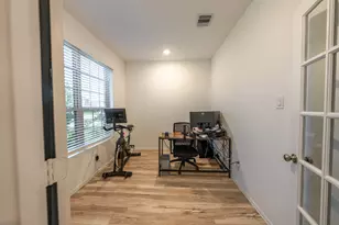 9335 Pavonia Fawn Dr, Baytown, TX 77521 - Photo 3