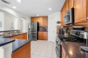 2117 Laughing Gull Ln, League City, TX 77573 - Photo 7