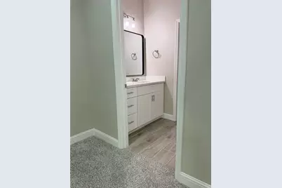9707 Richmond Ave Apt 77, Houston, TX 77042 - Photo 11