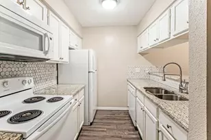 7313 Gulf Freeway, Houston, TX 77017 - Photo 9