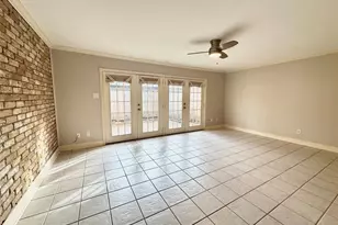 806 Wax Myrtle Ln, Houston, TX 77079 - Photo 13