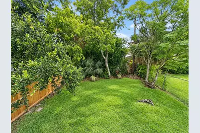 4611 Avenue Q 1/2, Galveston, TX 77551 - Photo 19