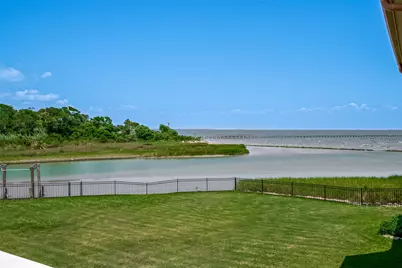 510 Surf Oaks Drive, Seabrook, TX 77586 - Photo 5