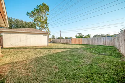 2810 Pineleaf Drive, Sugar Land, TX 77479 - Photo 33