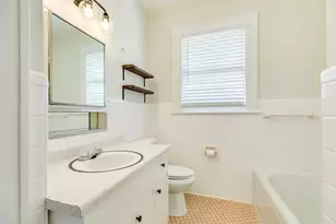 5022 Woodrow Ave, Galveston, TX 77551 - Photo 17