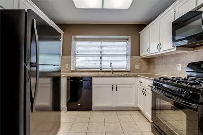 2711 Grants Lake Boulevard #174, Sugar Land, TX 77479 - Photo 11