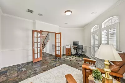 212 Falcon Lake Circle, Friendswood, TX 77546 - Photo 11