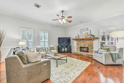 212 Falcon Lake Circle, Friendswood, TX 77546 - Photo 17