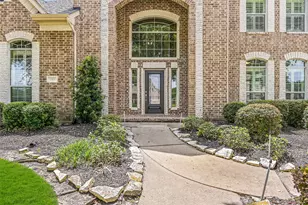 212 Falcon Lake Cir, Friendswood, TX 77546 - Photo 3