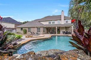 212 Falcon Lake Cir, Friendswood, TX 77546 - Photo 41