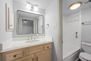 1809 Stoney Brook Dr, Houston, TX 77063 - Photo 29