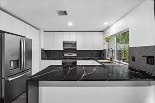 2407 W Settler's Way, The Woodlands, TX 77380 - Photo 17