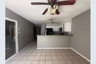 8498 Dairy View Lane, Houston, TX 77072 - Photo 9