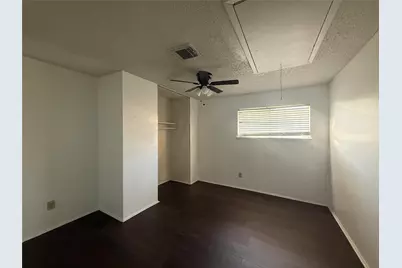 8498 Dairy View Lane, Houston, TX 77072 - Photo 13