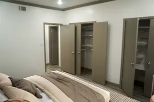 2400 N Braeswood Blvd, Houston, TX 77030 - Photo 3