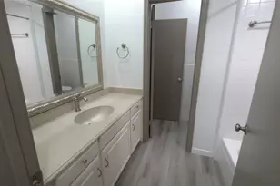 2400 N Braeswood Blvd, Houston, TX 77030 - Photo 19