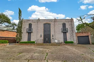 7937 Woodway Dr, Houston, TX 77063 - Photo 1