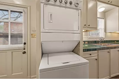 7937 Woodway Drive, Houston, TX 77063 - Photo 13