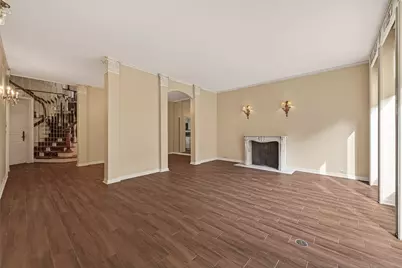 7937 Woodway Drive, Houston, TX 77063 - Photo 5